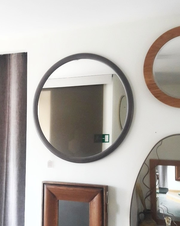 Round mirror with wood frame