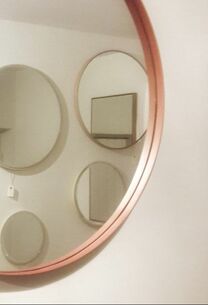 Round mirror copper frame