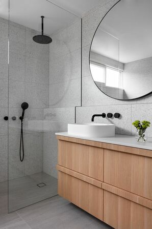 Where To Hang Round Mirror Tradux Mirrors, Round Or Rectangle Mirror In Small Bathroom