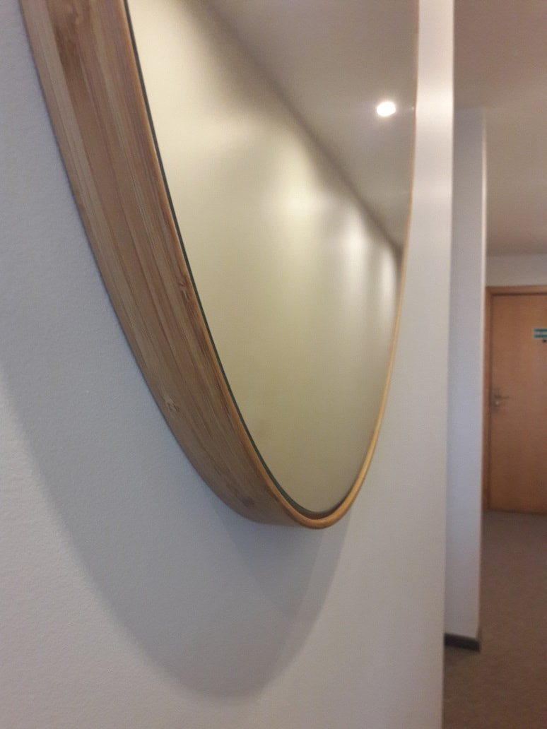 elliptical mirror 